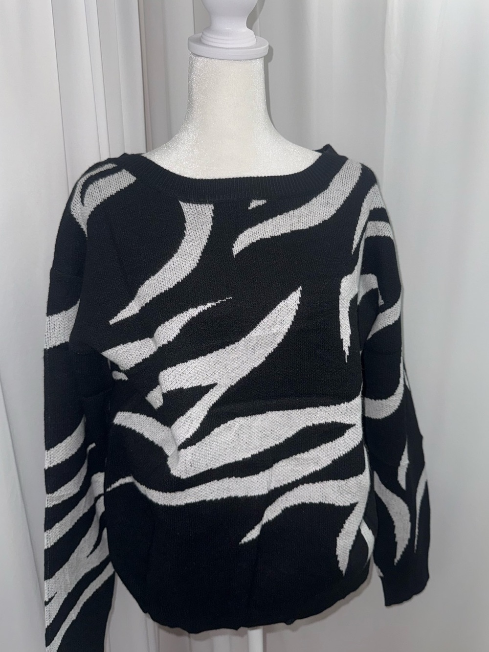 Brand new Black and white zebra print sweater
